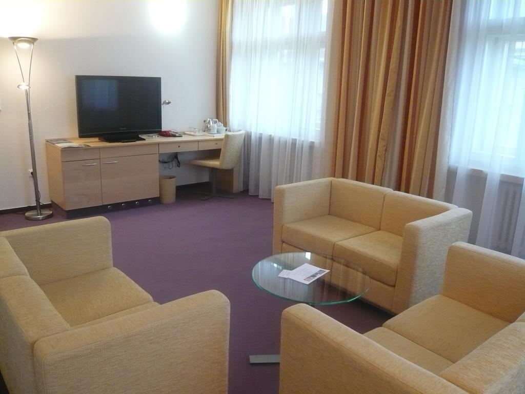 Hotel DAP Prag Zimmer foto